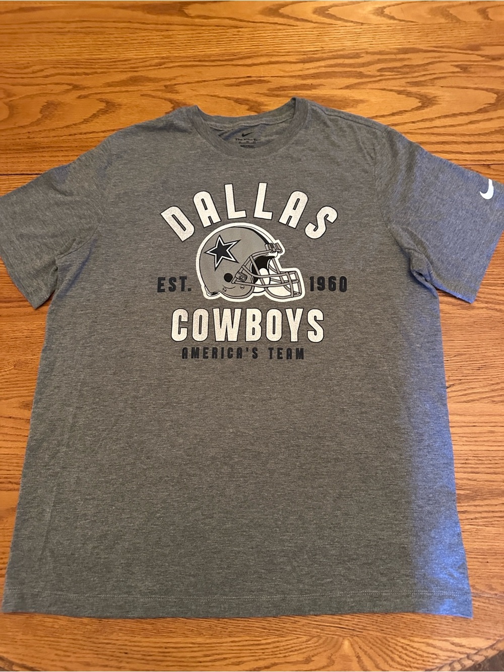 Dallas Cowboys Gray Graphic Tee 23” pit to pit